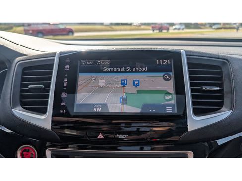 Used 2017 Honda Ridgeline Black Edition image 22