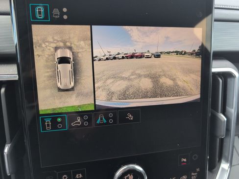 Used 2025 GMC Acadia Elevation FWD image 32