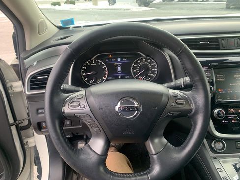 Used 2020 Nissan Murano SL w/ Moonroof Package image 17