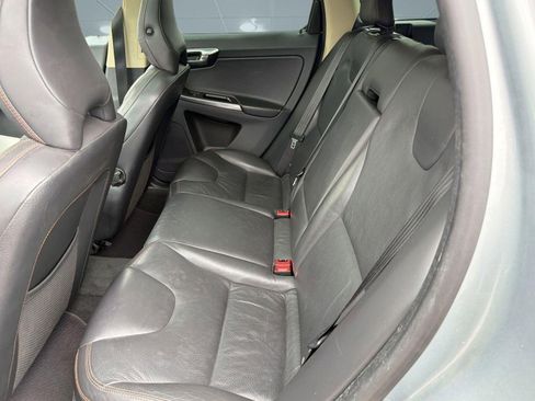 Used 2012 Volvo XC60 3.2 Premier image 15