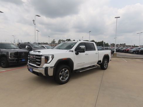 Used 2025 GMC Sierra 2500 SLT w/ Texas SLT Premium Package AWD/4WD image 2