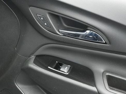 Used 2022 Chevrolet Equinox Premier FWD image 31