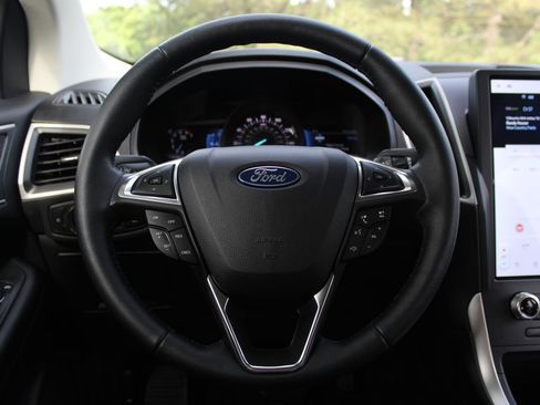 Used 2023 Ford Edge SEL w/ Convenience Package AWD/4WD image 16