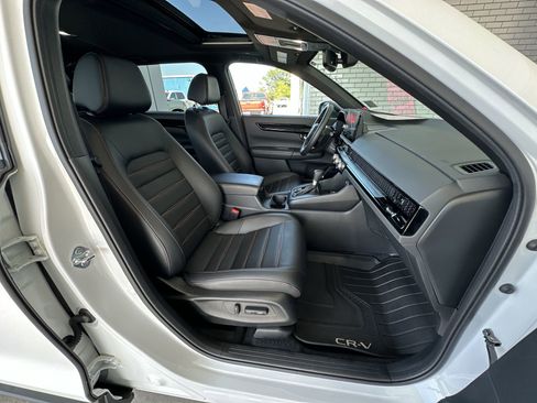 Used 2024 Honda CR-V Sport Touring image 28