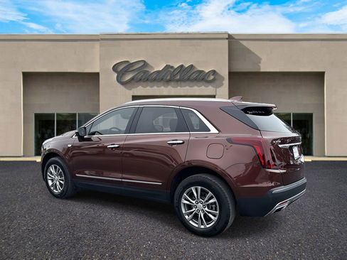 Certified 2022 Cadillac XT5 Premium Luxury image 5