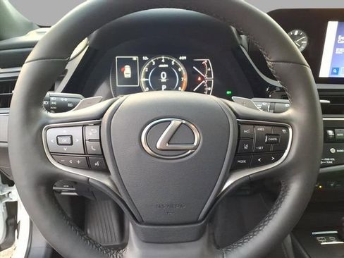 Certified 2024 Lexus ES 350 w/ Premium Package image 20