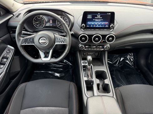 Used 2024 Nissan Sentra SR image 18