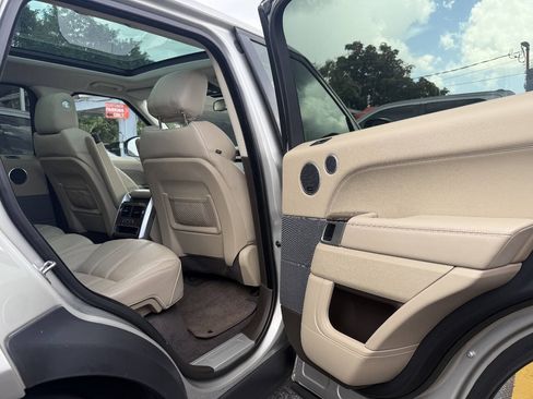Used 2015 Land Rover Range Rover Sport HSE AWD/4WD image 27