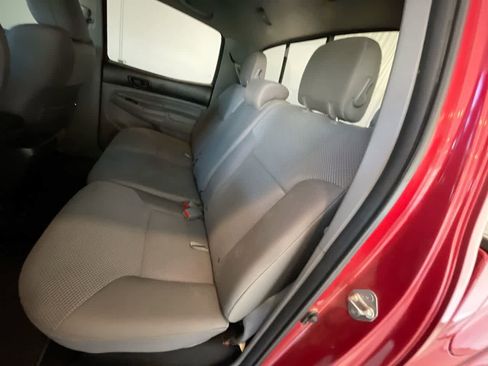 Used 2014 Toyota Tacoma 4x4 Double Cab w/ TRD Sport Package image 22