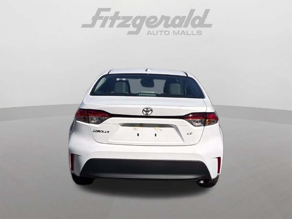 Used 2027 Toyota Corolla LE FWD image 7