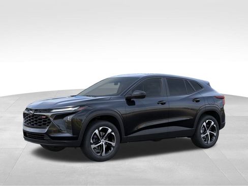 New 2026 Chevrolet Trax RS w/ Driver Confidence Package image 3