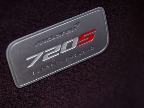 Used 2020 McLaren 720S Spider image 30