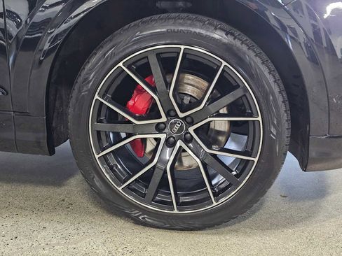 Used 2021 Audi Q8 Premium Plus w/ Premium Plus Package image 9