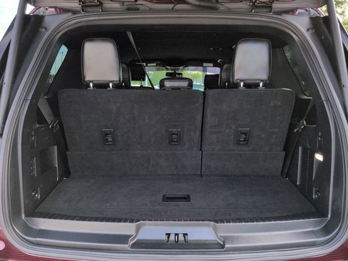 Used 2020 Ford Expedition XLT w/ Equipment Group 202A RWD image 13