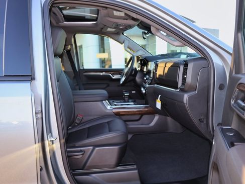 New 2026 GMC Sierra 1500 Elevation image 26