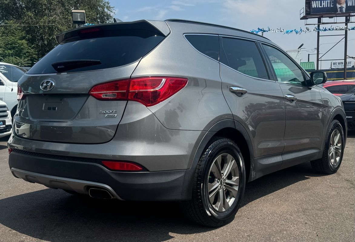 Used 2014 Hyundai Santa Fe Sport w/ Popular Equipment Package 02 AWD/4WD image 3