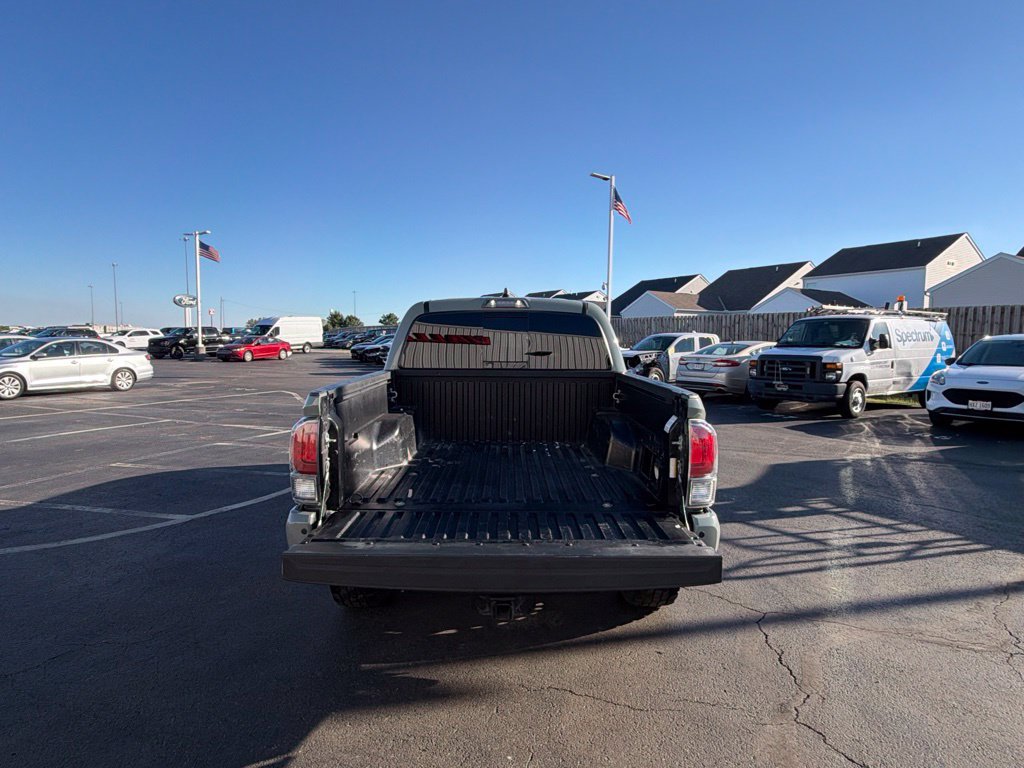 Used 2022 Toyota Tacoma TRD Sport w/ Technology Package RWD image 51