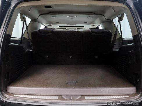 Used 2019 GMC Yukon XL Denali AWD/4WD image 29