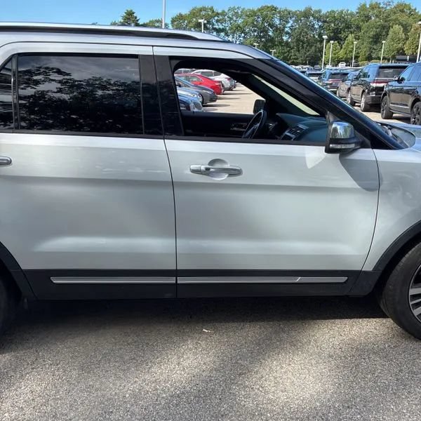 Used 2017 Ford Explorer Platinum AWD/4WD image 14