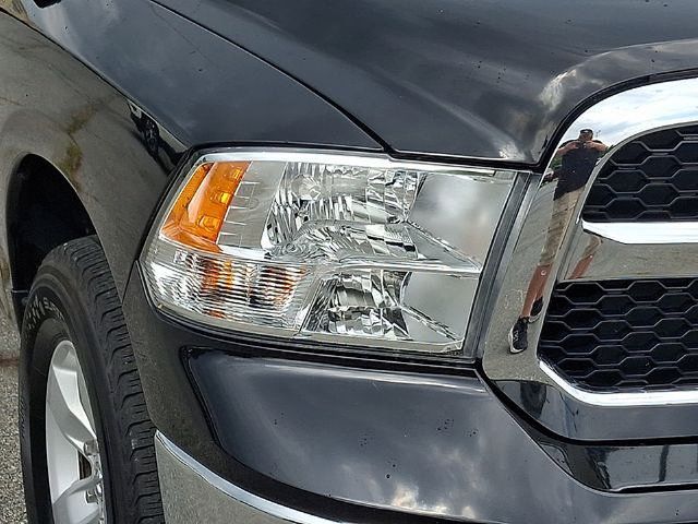 Used 2024 RAM 1500 Classic SLT AWD/4WD image 9