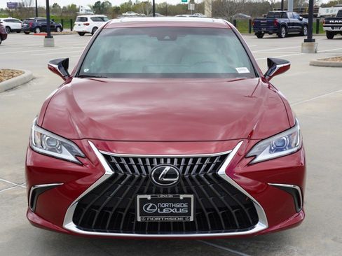 Certified 2025 Lexus ES 300h w/ Premium Package image 2