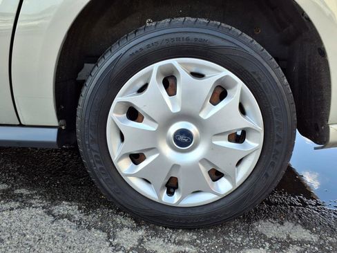 Used 2016 Ford Transit Connect XLT image 7