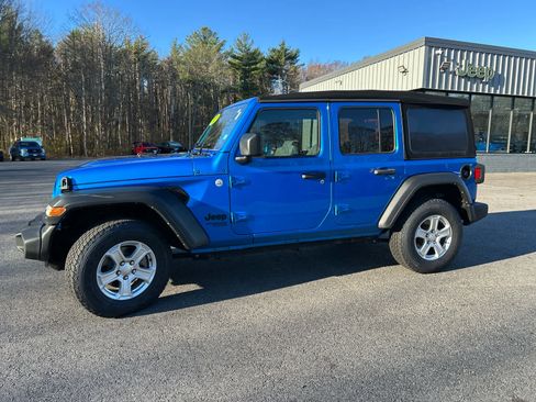 Used 2021 Jeep Wrangler Unlimited Sport image 12