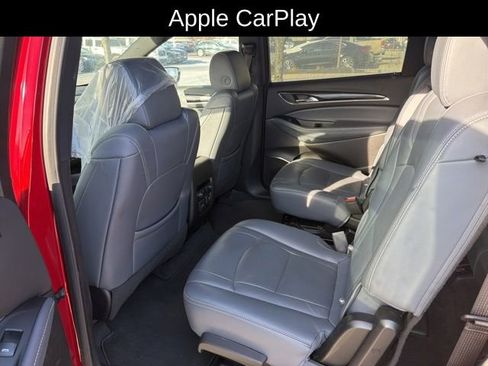 Used 2024 Buick Enclave Premium image 12