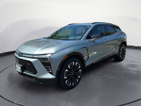Used 2024 Chevrolet Blazer EV RS AWD/4WD image 3
