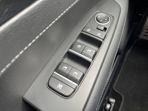 Used 2024 Kia Forte GT-Line FWD image 25