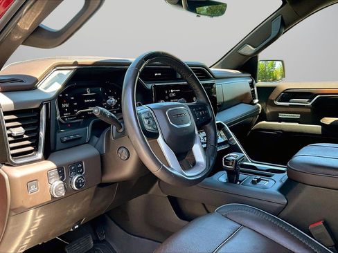 Used 2024 GMC Sierra 1500 Denali AWD/4WD image 19