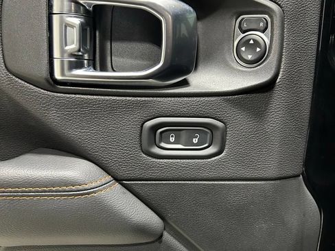Used 2023 Jeep Gladiator Mojave w/ Cold Weather Group AWD/4WD image 11