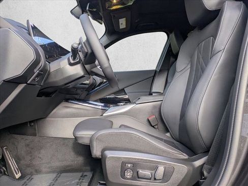 Used 2026 BMW X3 xDrive30 w/ Premium Package image 4