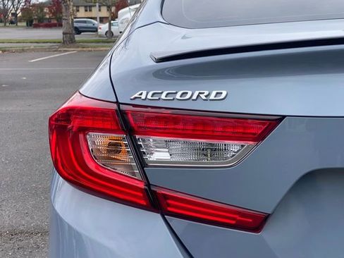 Used 2021 Honda Accord Sport image 16