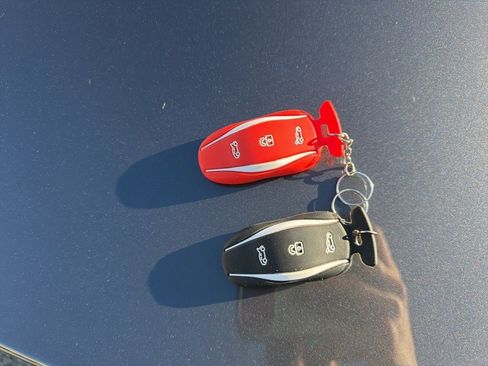 Used 2018 Tesla Model S 75D image 17