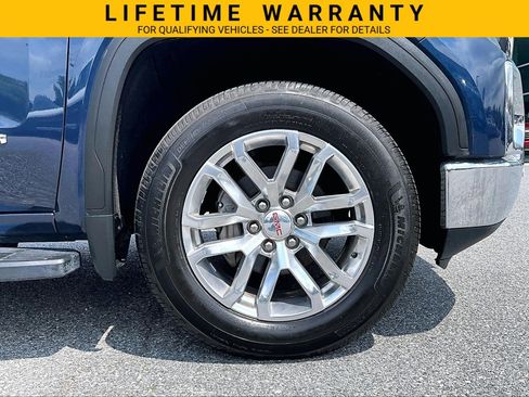Used 2019 GMC Sierra 1500 SLT w/ SLT Premium Plus Package AWD/4WD image 9