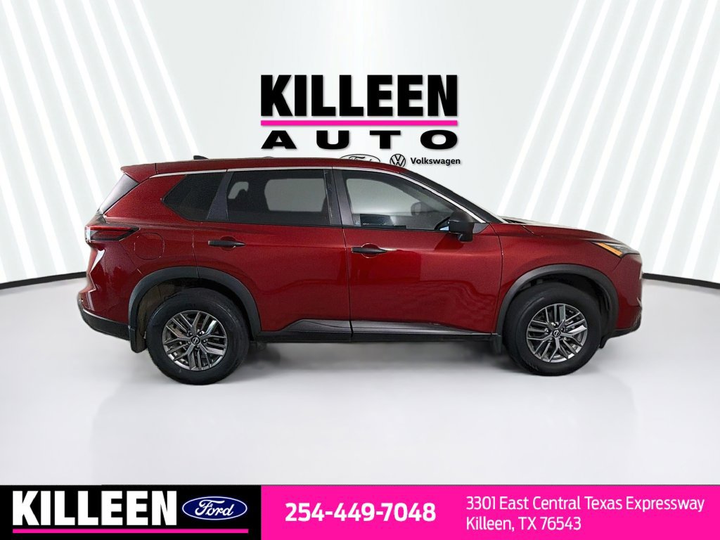 Used 2025 Nissan Rogue S FWD image 10