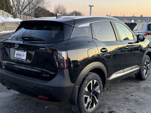 New 2026 Nissan Kicks SV w/ SV Premium Package image 7