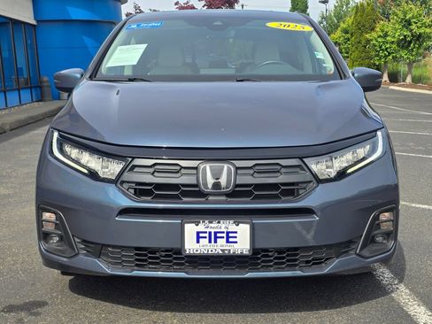 Certified 2025 Honda Odyssey EX-L image 8