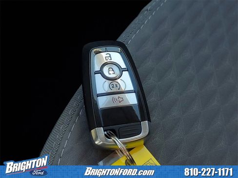 Used 2022 Ford Escape SE w/ Cold Weather Package image 29