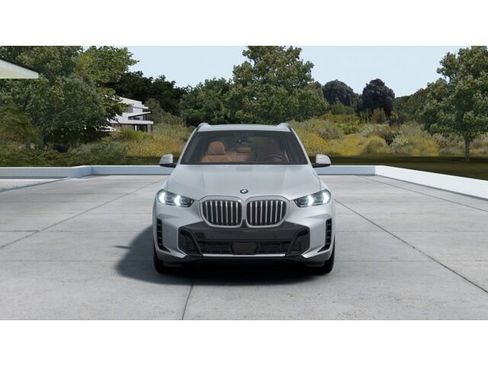 New 2026 BMW X5 sDrive40i w/ M Sport Package RWD image 3
