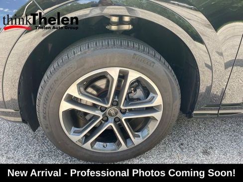 Used 2025 Audi Q5 Premium w/ Convenience Package AWD/4WD image 13
