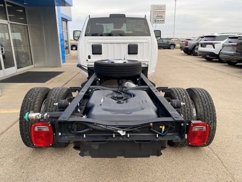 Used 2025 RAM 5500 Tradesman image 4