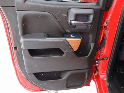 Used 2018 Chevrolet Silverado 1500 LTZ image 23