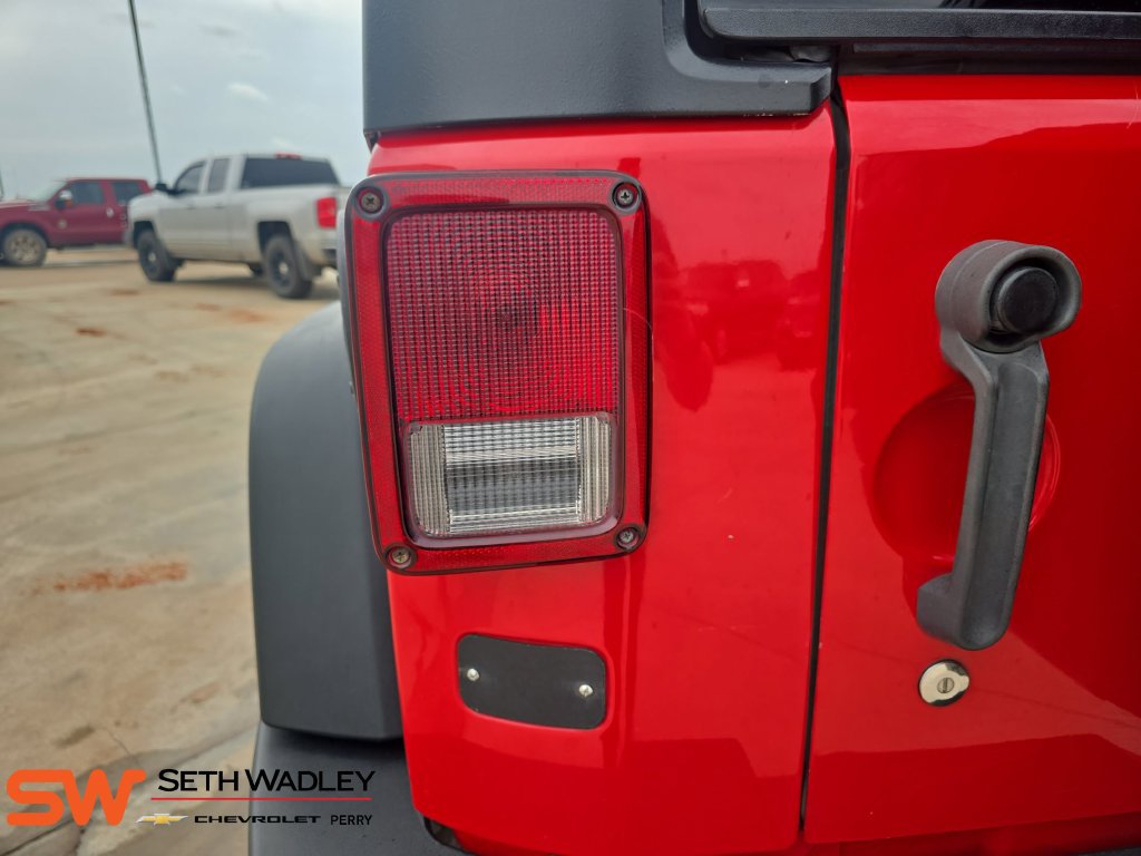 Used 2015 Jeep Wrangler Unlimited Sport w/ Quick Order Package 24S AWD/4WD image 31