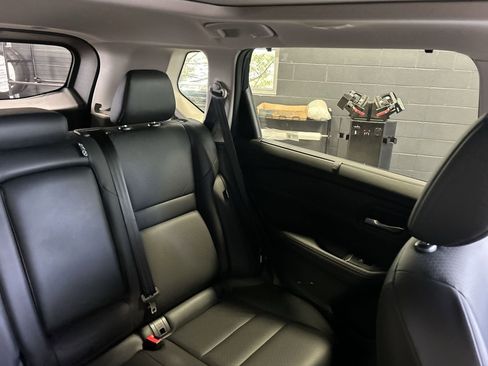 Certified 2024 Nissan Rogue SV w/ SV Premium Package AWD/4WD image 7