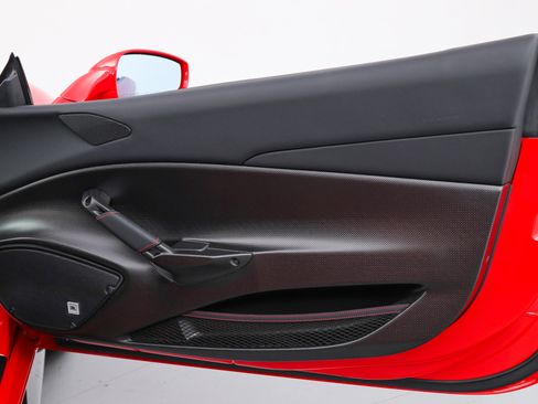 Certified 2019 Ferrari 488 Pista Coupe image 21