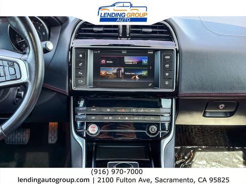 Used 2017 Jaguar XE R-Sport image 12