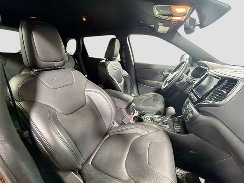 Used 2019 Jeep Cherokee High Altitude AWD/4WD image 30