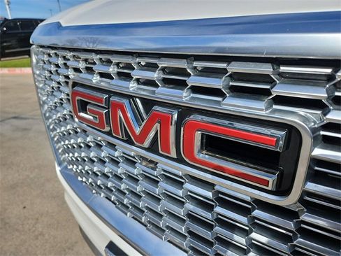 Used 2023 GMC Yukon XL Denali w/ Max Trailering Package image 30